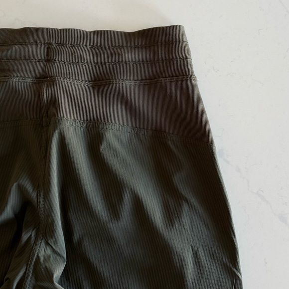 lululemon dance studio jogger 29” - Picture 8 of 16